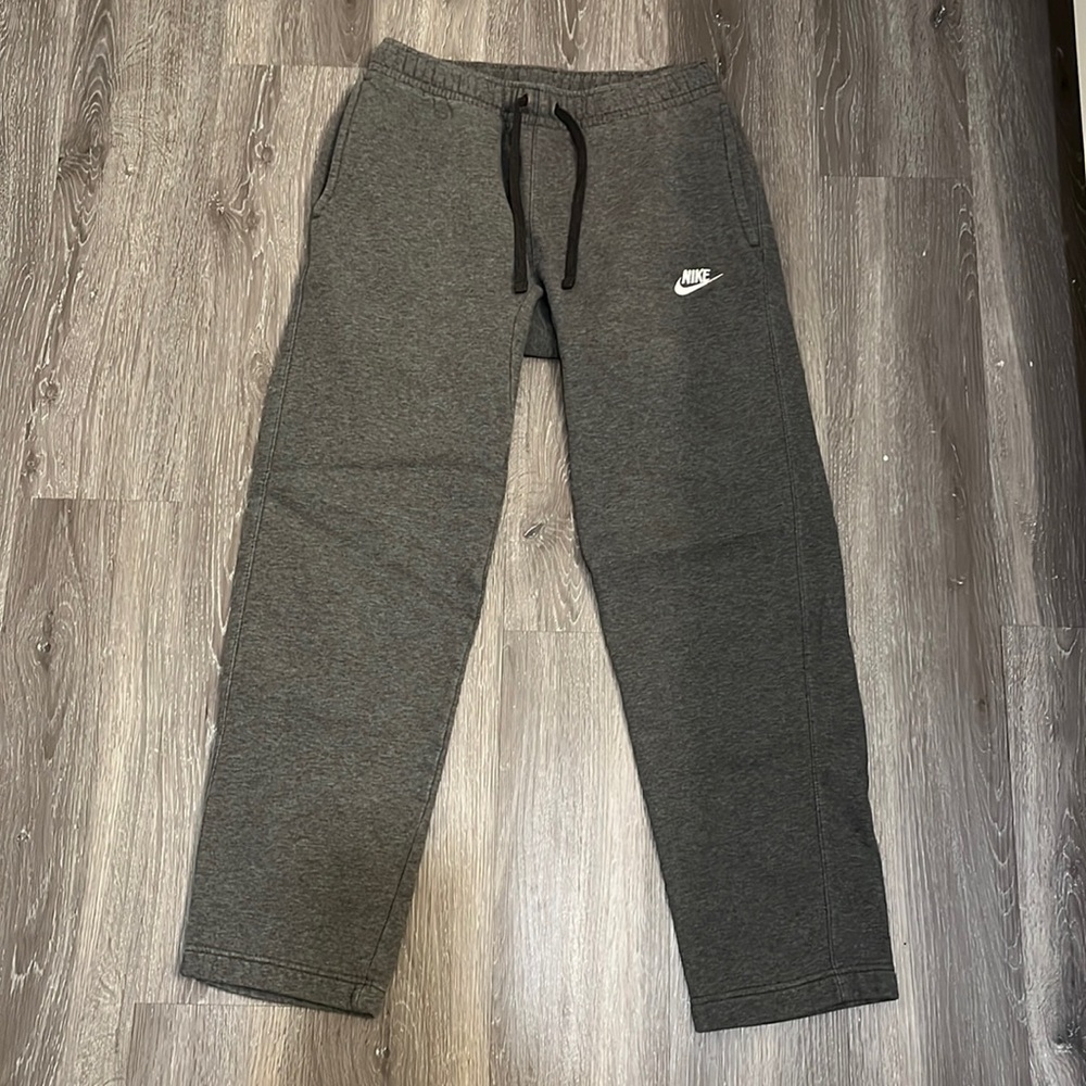 Nike Men’s Small Gray Sweatpants